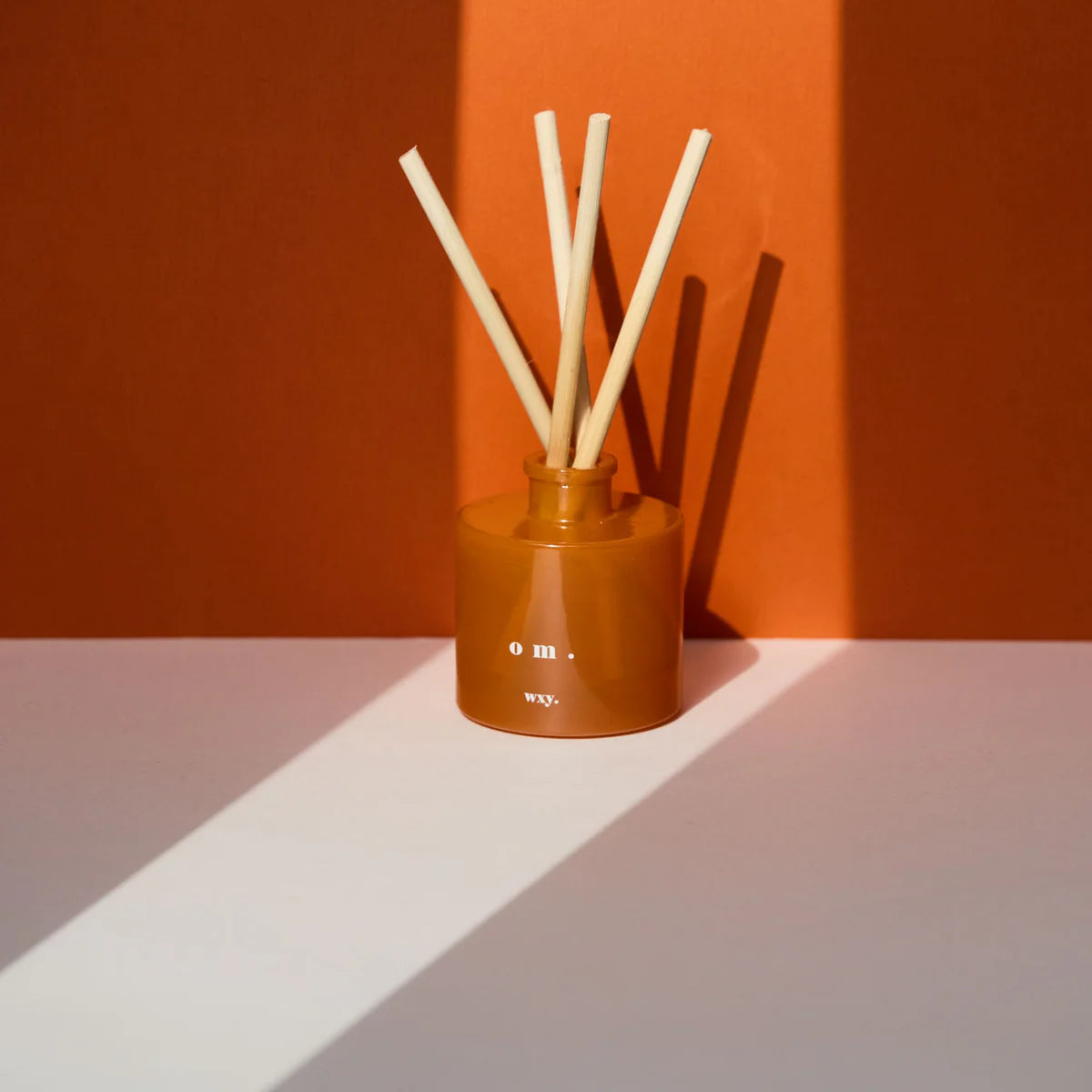 Om Diffuser