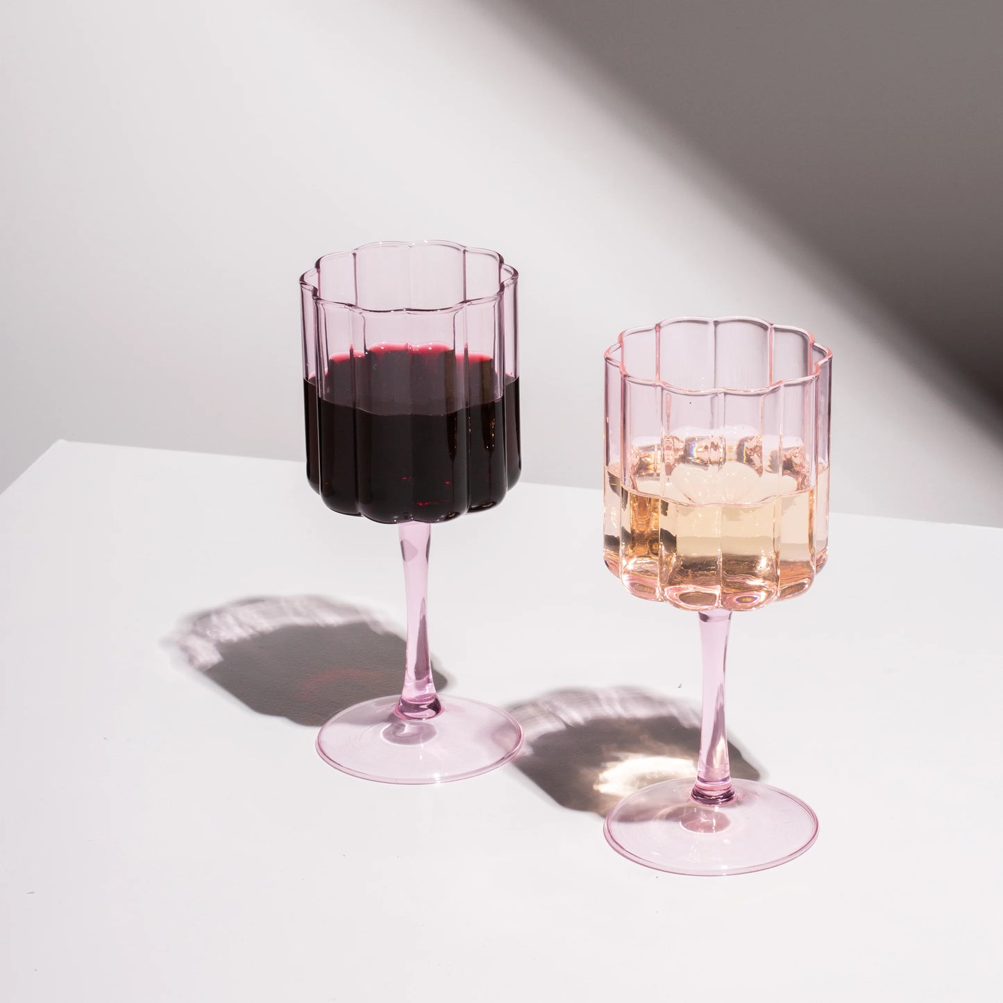 Wave Wine Glasses (Set of 2)