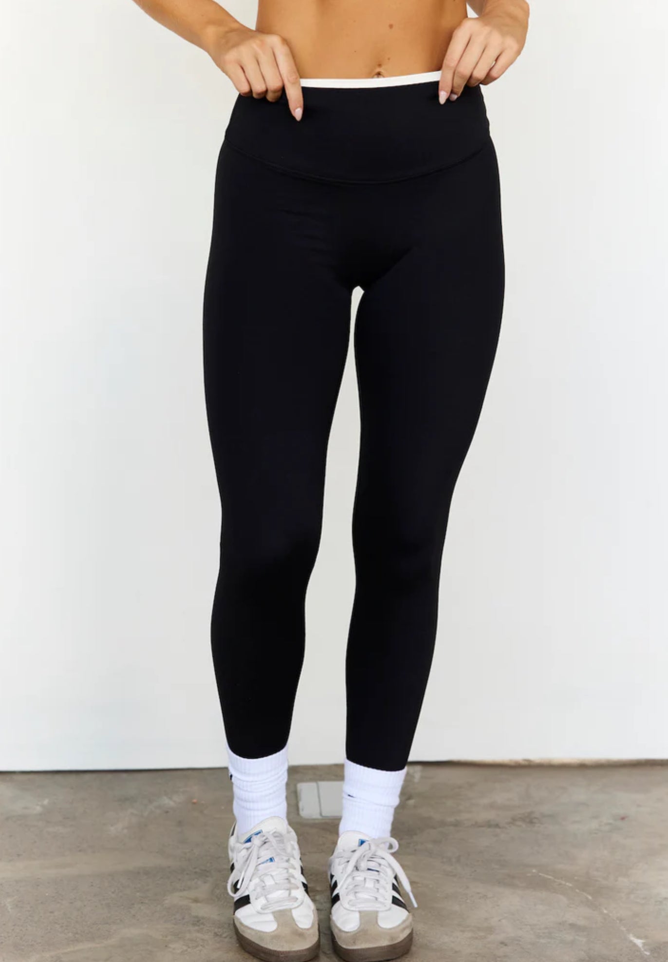 Astoria LUXE BALANCE Full Length Legging - Black/Cream