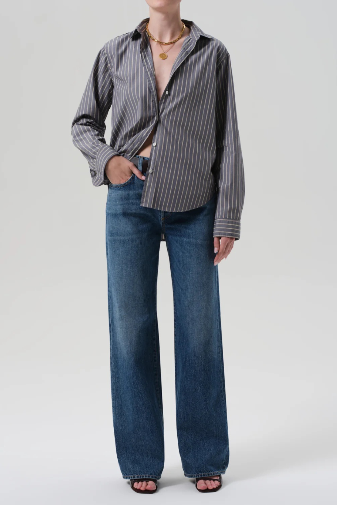 Annina 33 Sunland